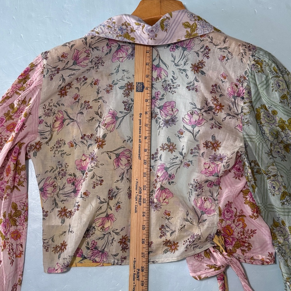 FREE PEOPLE Sz L Wrap Top Lucky Penny Floral Cropped Boho Chic Retro Romantic - Picture 5 of 15